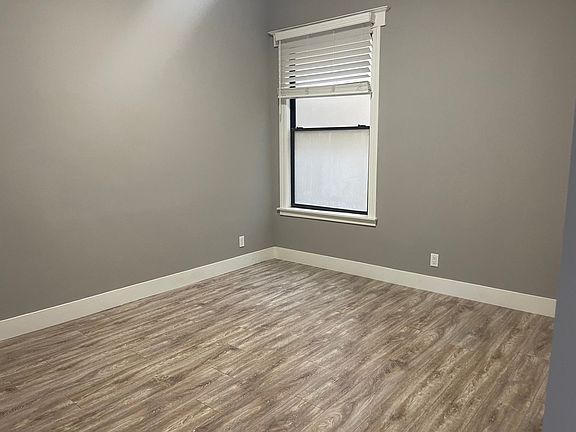 5th image of 2861 California St APT 15
