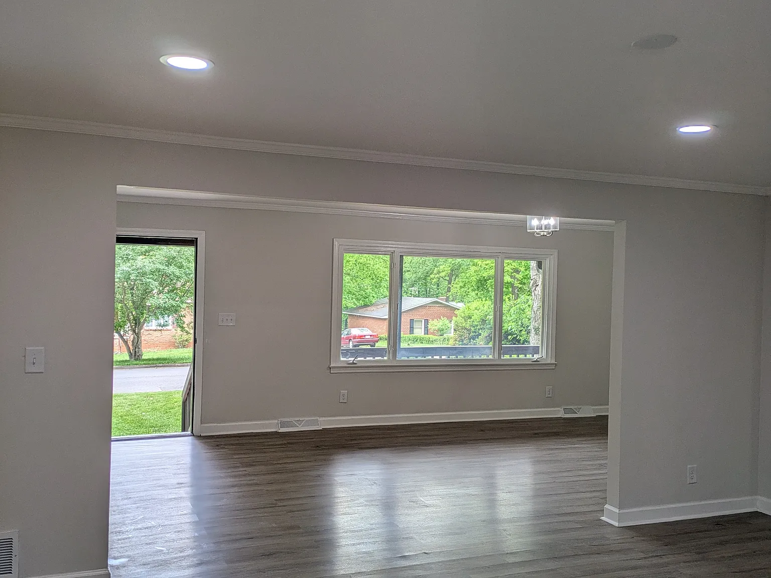 1002 Hemlock Drive - 1 — Photo 3