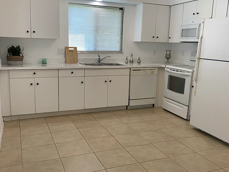 7724 Tamara Lee Ct #102 — Photo 5