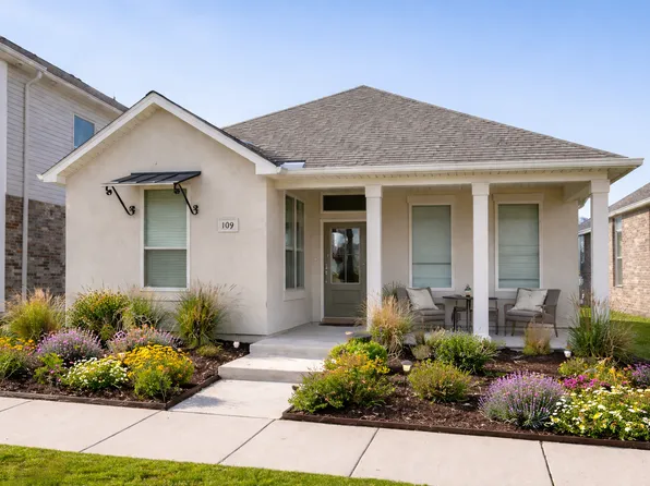 109 Oak Landing Ln, Slidell, LA 70461