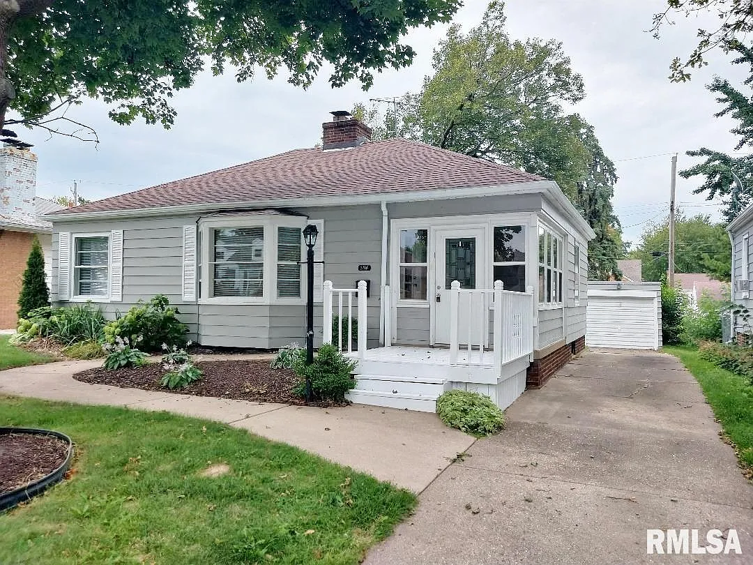 3116 N Emery Ave photo 1