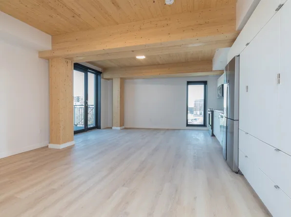 19 E Lenox St #306J, Boston, MA 02118