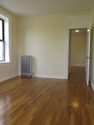 Rented by Bohemia Realty Group | media 14