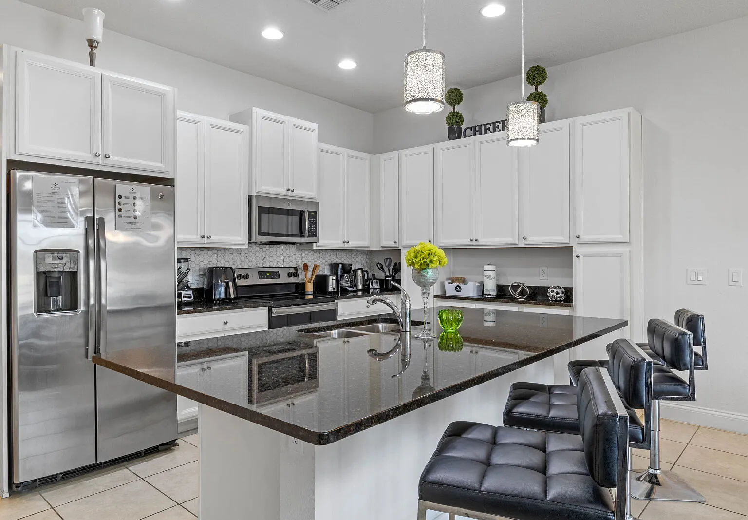 4 bed, 4.0 bath, 2094 sqft, $2,595 — Photo 3