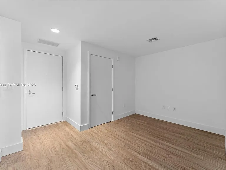 16385 Biscayne Blvd #3120 — Photo 2