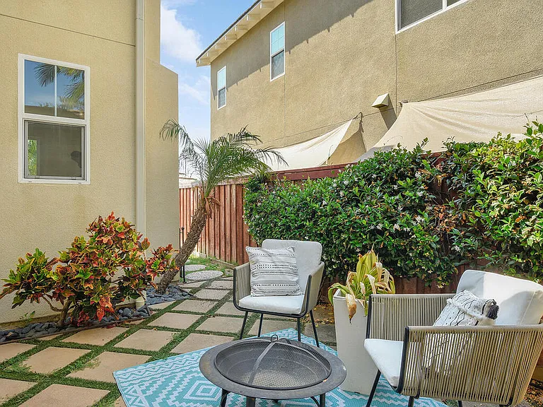 2354 Trellis St — Photo 13