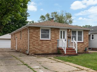 1023 Center Rd, Eastlake, OH 44095