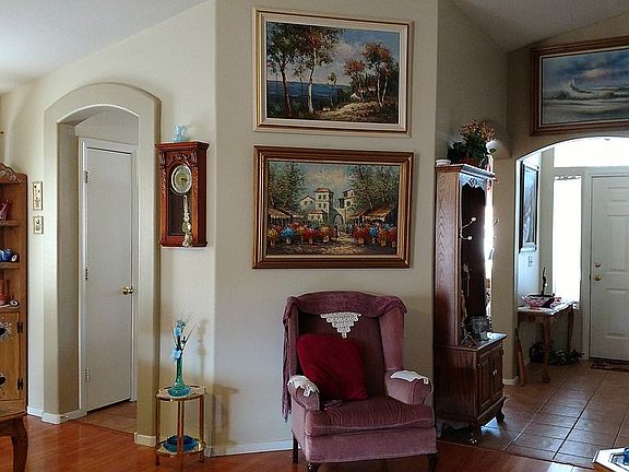 FROM LIVING ROOM TO KITCHEN