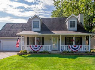 1400 Sandwich Dr, Sandwich, IL 60548