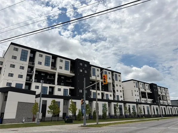 4400 Laurier Pkwy, Lasalle, ON