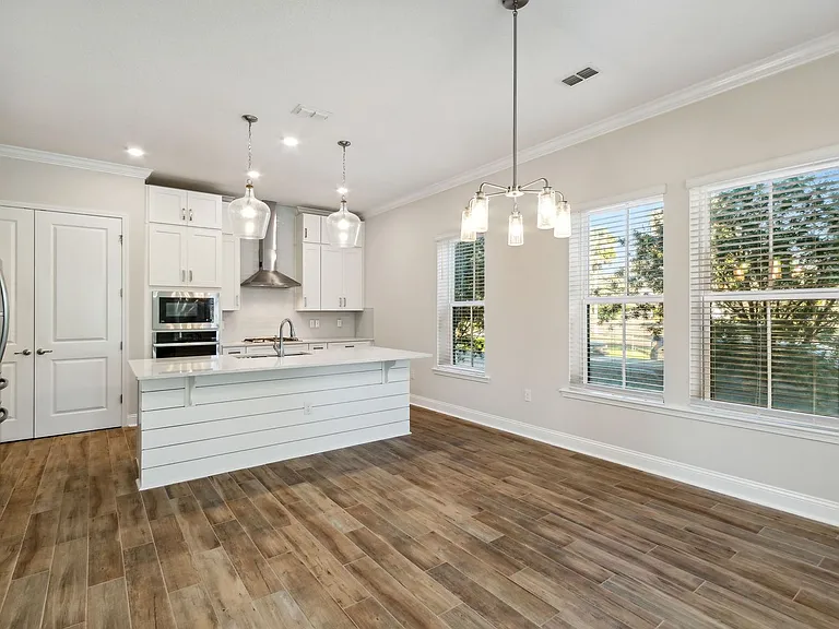 247 Beech St — Photo 13