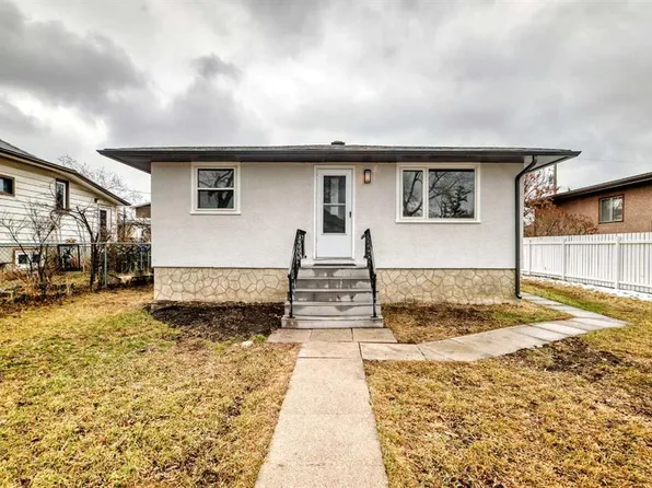 7634 W 21st St SE, Calgary, AB T2C 0V5