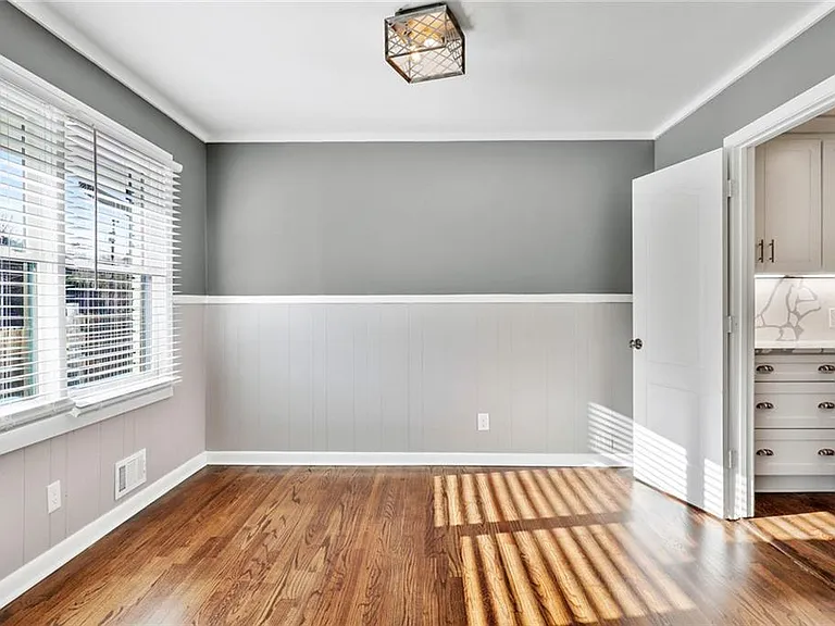 2341 Rubart Dr — Photo 5