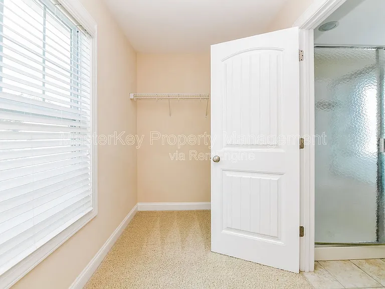 906 Keaton Ridge Ct — Photo 20