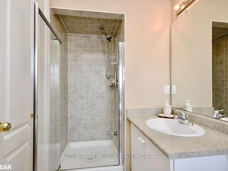 46 Jewel House Ln #1 — Photo 16