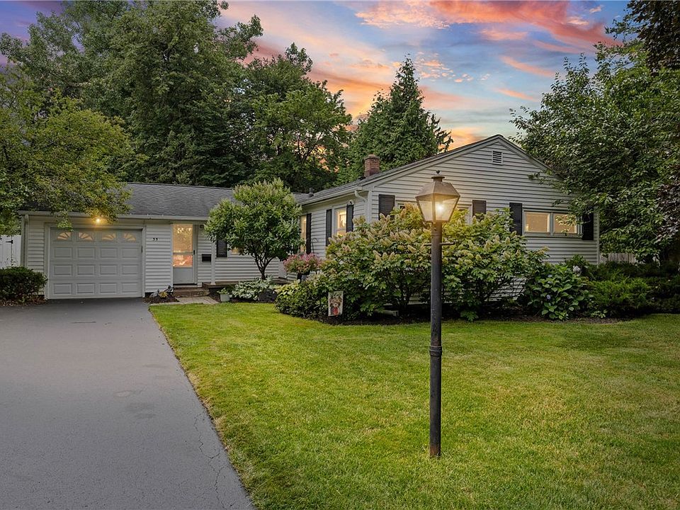 1st image of 35 Valley View Dr