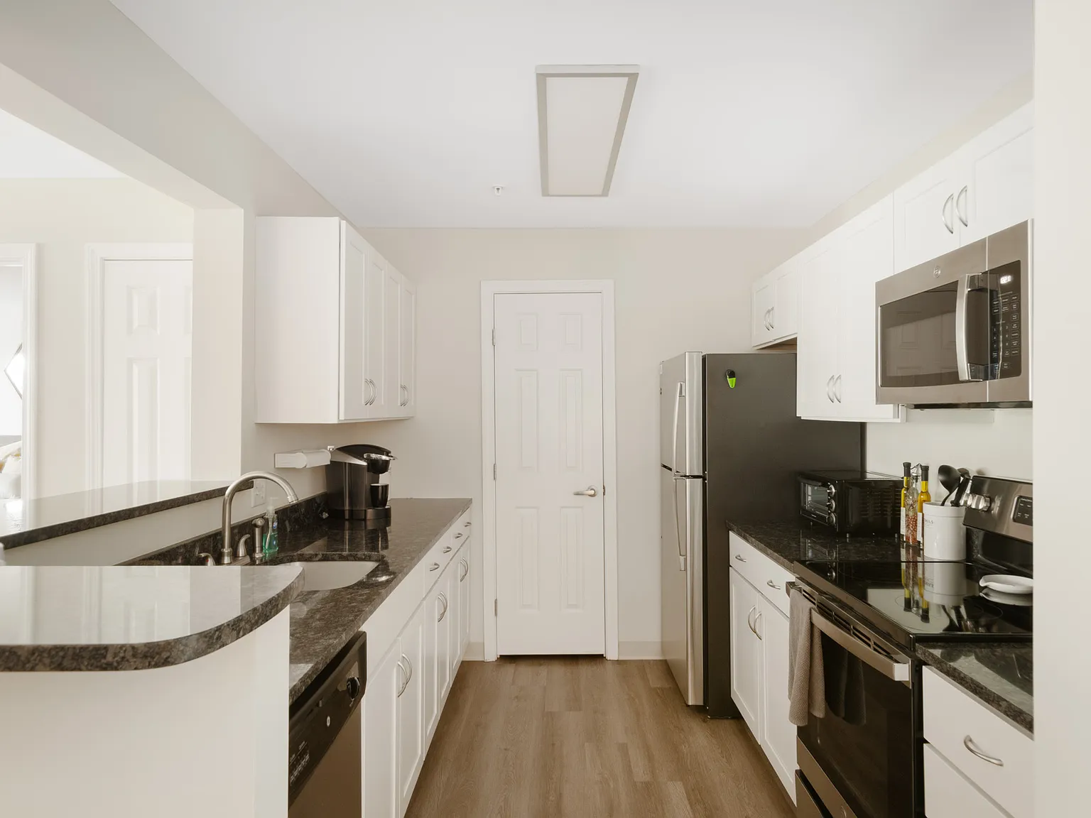 Emerson Place Apartments — Photo 2