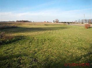 10053 S 600 W, Silver Lake, IN 46982