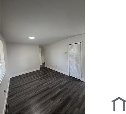 4th image of 590 NW 58th St