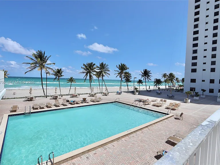 2401 S Ocean Dr #806 — Photo 14