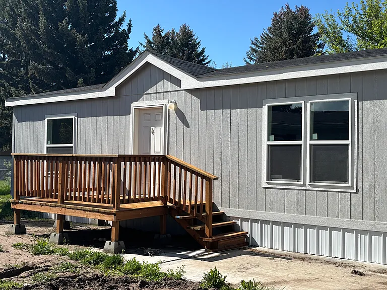 3411 W Elswood Dr — Photo 1