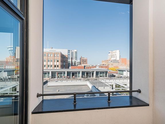2nd image of 336 S Kalamazoo Mall #401