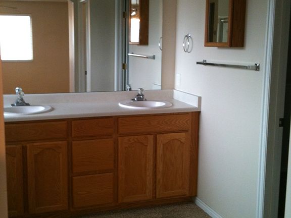 3rd image of 4583 S Greenbrook Ct