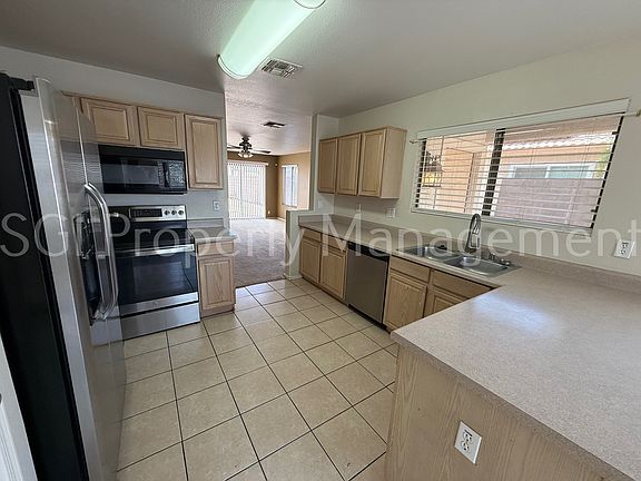 4th image of 9252 W Ironwood Dr