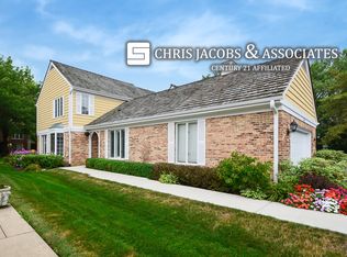 1385 Shire Cir, Inverness, IL 60067