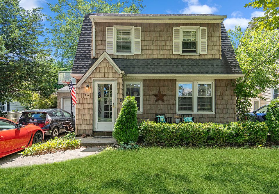 1st image of 90 Cambridge Ave