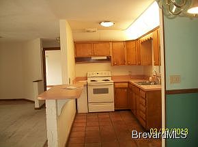 2nd image of 1410 Crest Dr
