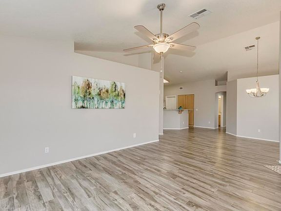 3rd image of 20606 N 103rd Ln