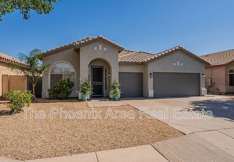2823 E Tulsa St — Photo 49