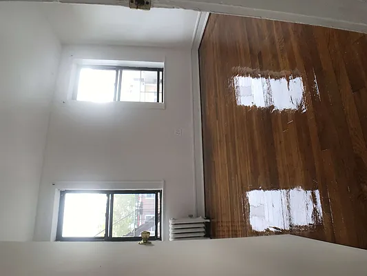 Rented by Laura Nguyen, LREB | media 17