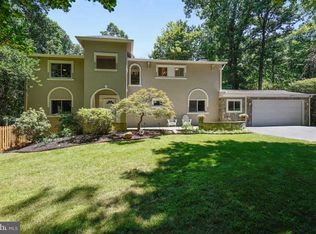 2423 Beekay Ct, Vienna, VA 22181