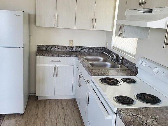 4th image of 1837 18th Ave S
