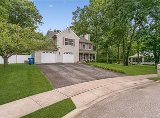 2100 Oak Knoll Dr, Toms River, NJ 08757