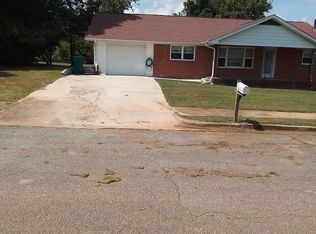 2611 13th Ave, Sheffield, AL 35660