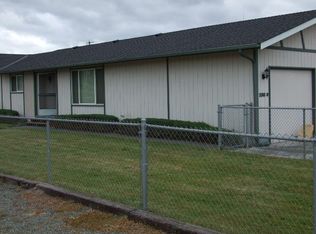 136 Wayne Ave APT B, Pacific, WA 98047