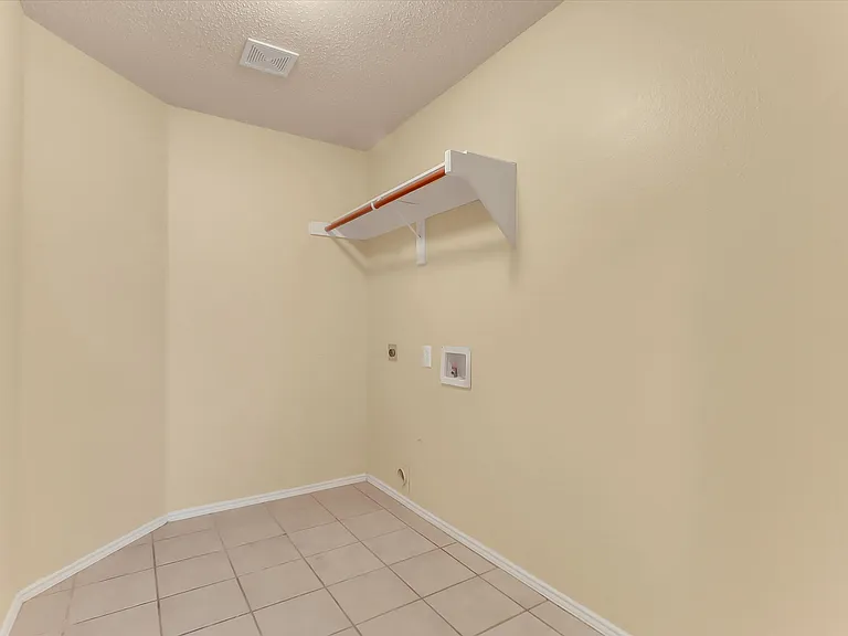 4154 Parterre Dr — Photo 23