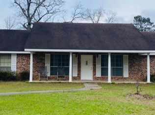 68 Guy Penton Rd, Carriere, MS 39426