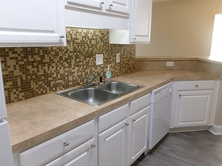 110 Fountain Pointe Ln #204 — Photo 16