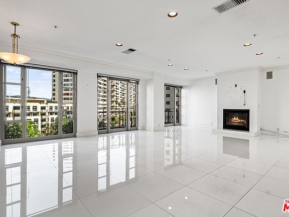 2nd image of 10580 Wilshire Blvd APT 16