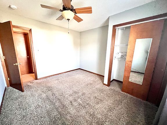 4th image of 414 W Main St