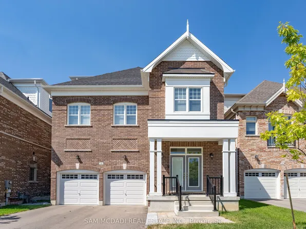 1949 Barbertown Rd, Mississauga, ON L5M 6J2