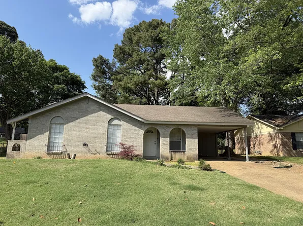 1748 Newington Cv, Southaven, MS 38671