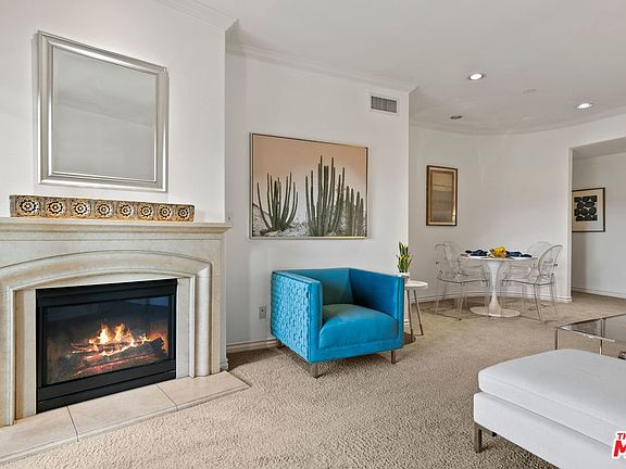 4th image of 10715 Camarillo St Unit 210