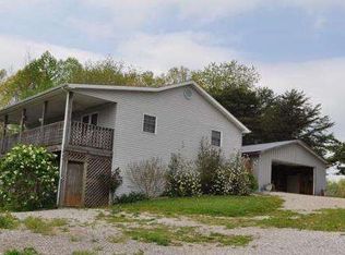 2215 Old Stilseville Rd., Eubank, KY 42567