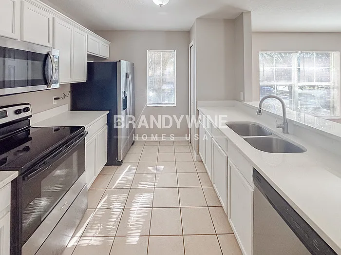 3324 Spy Tower Ct — Photo 8
