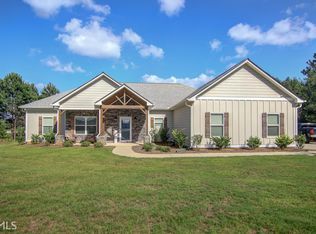 145 Cub Ln, Covington, GA 30016